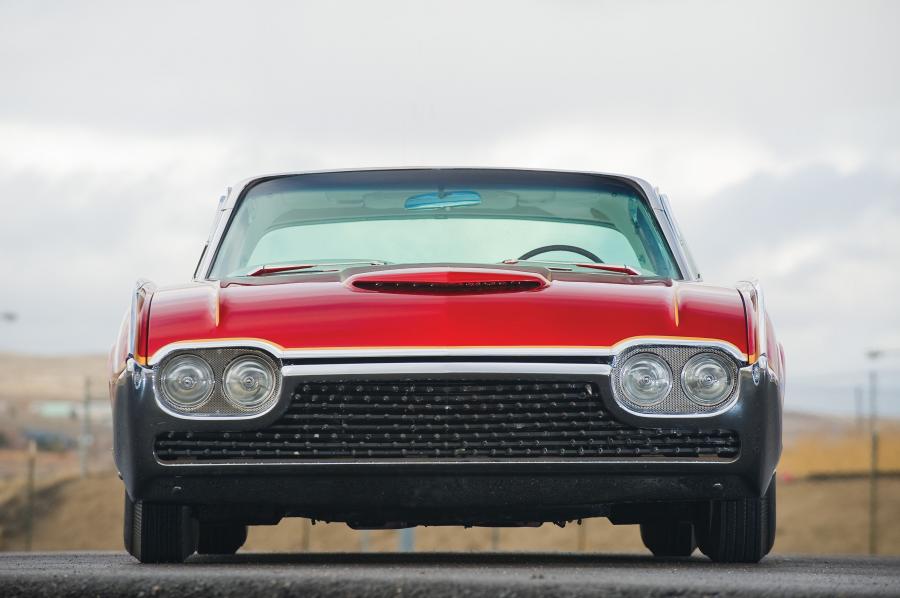  Ford Thunderbird Firestar Custom 1961 года  (фото 2 из 10)